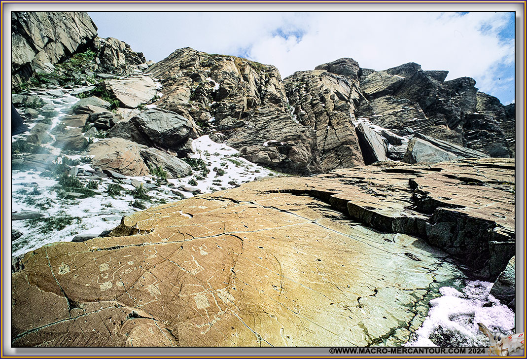 Gravures rupestres du Mont Bego